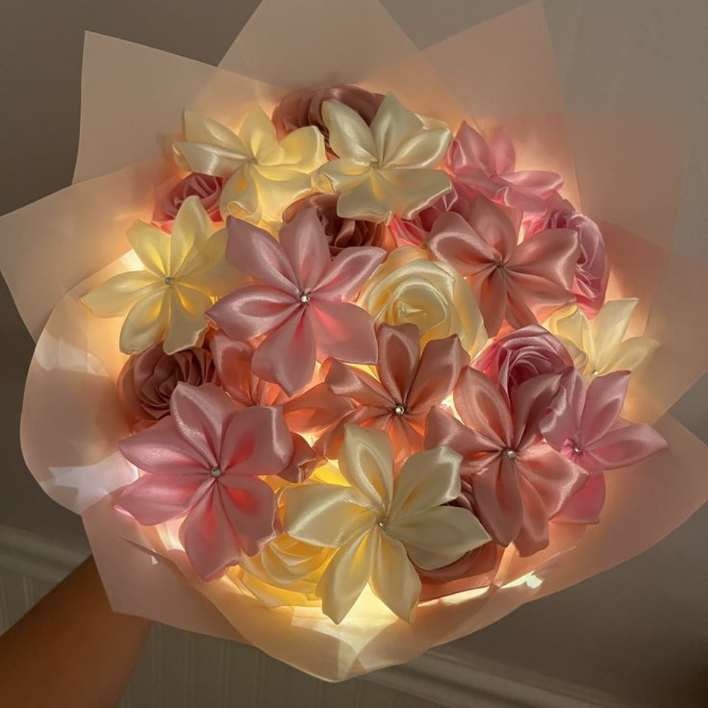 Buquê de cetim preto e prata moderno